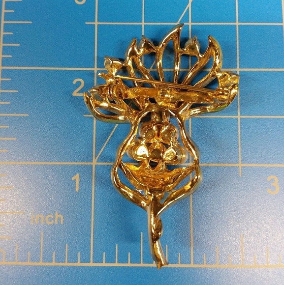 Vintage Coro? Brooch - Picture 3 of 5